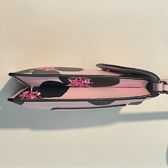 SOLD Spade Cameron Grand Flora Phone Crossbody bag - Picture 6 of 12